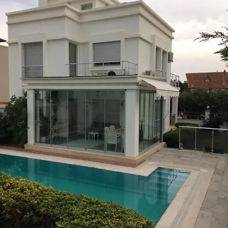 Hotel Private With Pool Near Aegean Sea Urla